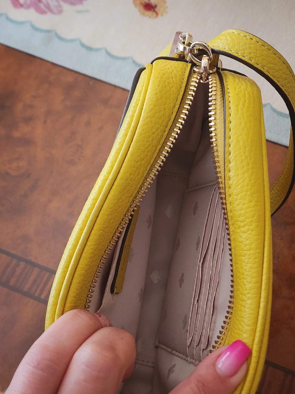 ✨️kate spade Yellow Pebbled Leather Crossbody with Tassel